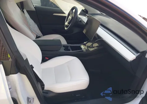 2023 Tesla Model 3 Rear-Wheel Drive z USA, uszkodzony, nr VIN 5YJ3E1EA9PF582875